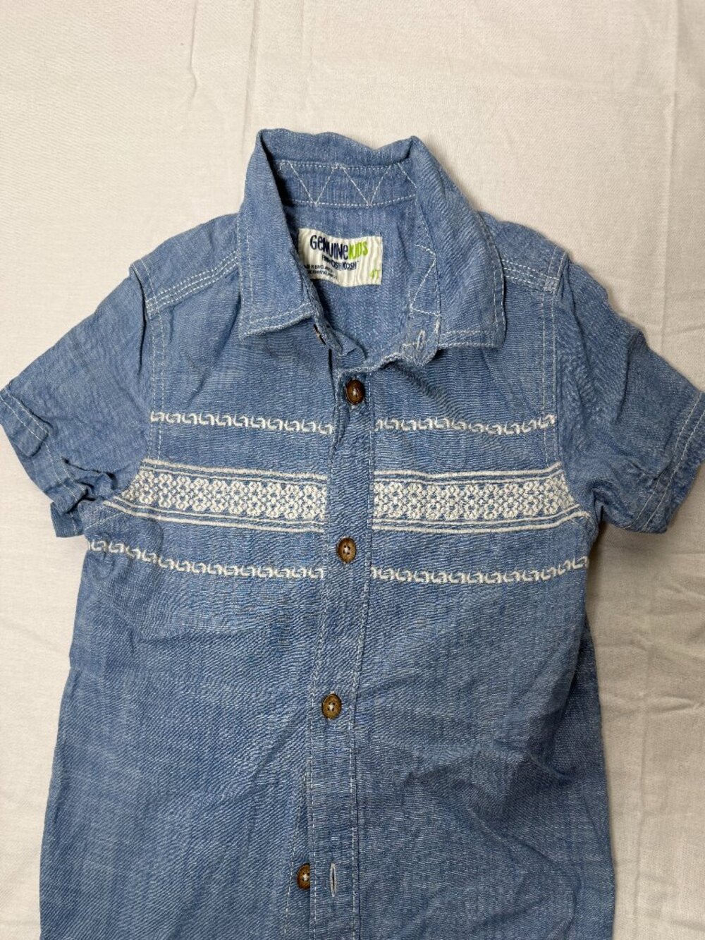 Genuine Kids OshKosh Short Sleeve Blue Chambray with Embroidered Detail Size 4T